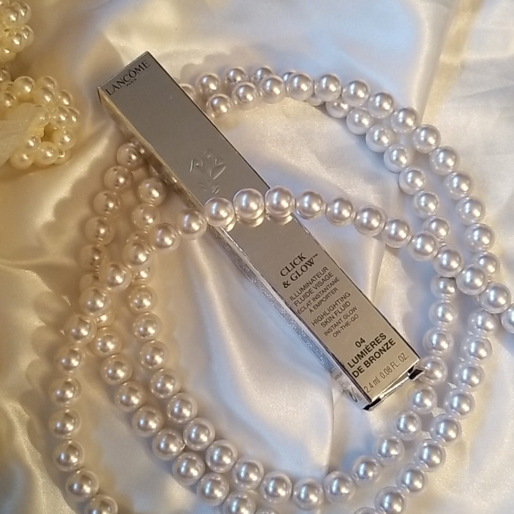 Lancome Click & Glow Highlighting Skin Fluid